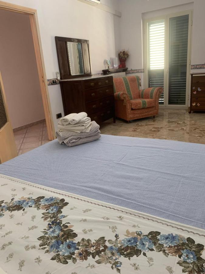 Casa Vacanze Autonoma Brevi Periodi Vibo Valentia Exterior photo